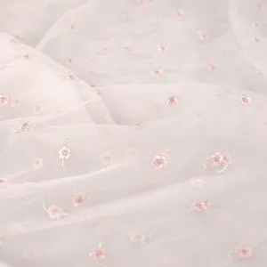 Hovedbilde Tiny Blossom - Brodert Tyll
