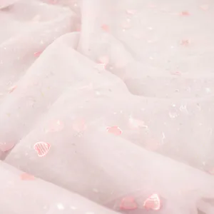 Hovedbilde Hjertefin Rose - Brodert Tyll