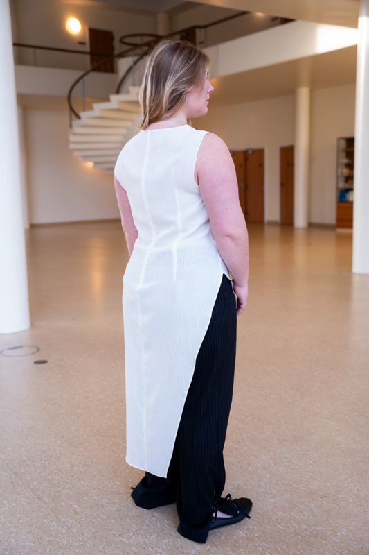 Slash Dress x Cap Sleeves - Puff and Pencil