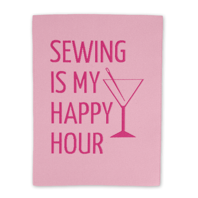 Hovedbilde Sewing is my happy hour - Merkelapp 60x80 mm