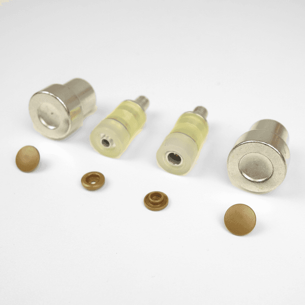 KAM Innsats plasttrykknapper 12,4 mm